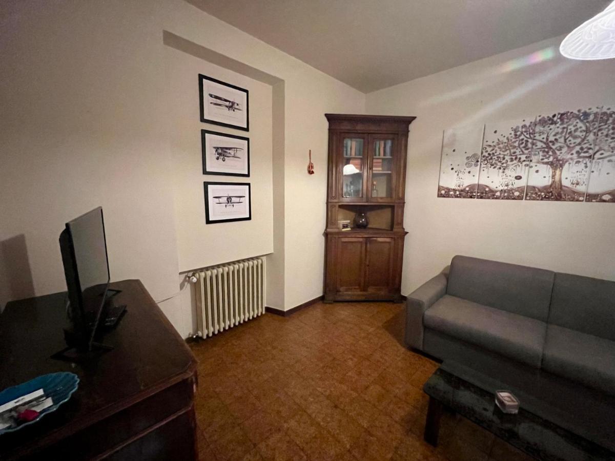 La Locanda Dell'Oreste Dizzasco Eksteriør billede