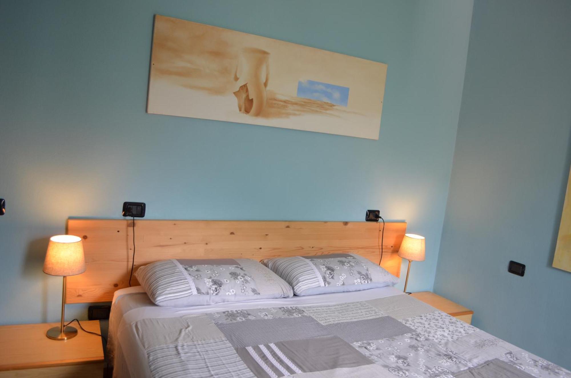 La Locanda Dell'Oreste Dizzasco Eksteriør billede